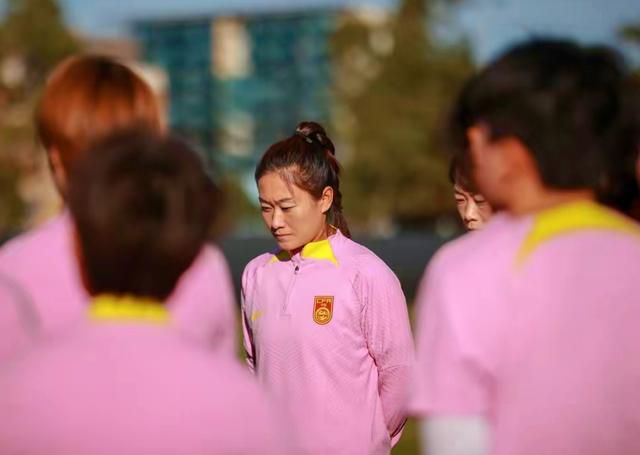 女大学生的恋情