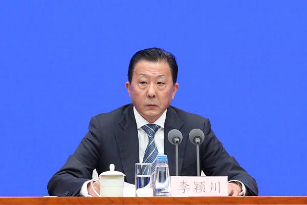 在线播放人成午夜免费视频